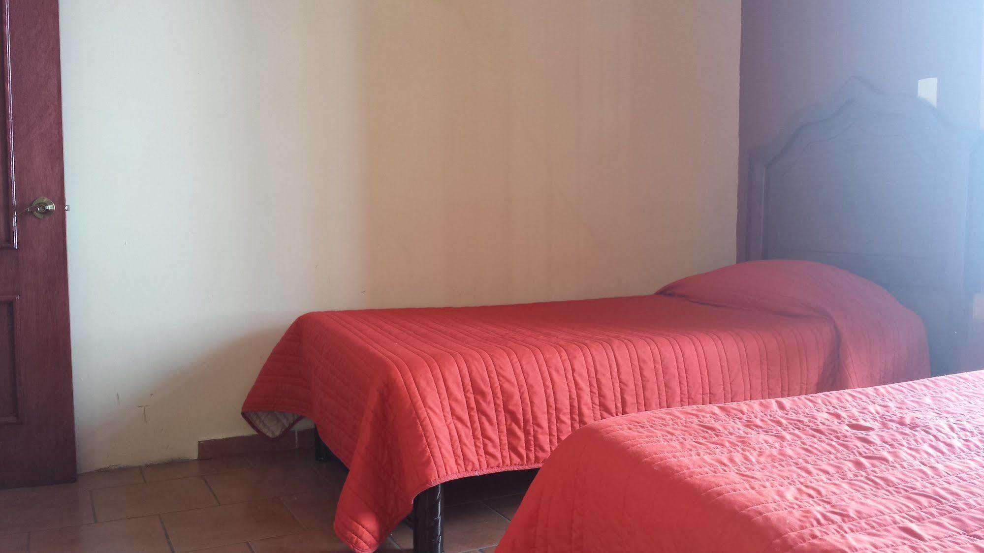 Oyo Hotel Angeles Zacatecas Exteriör bild