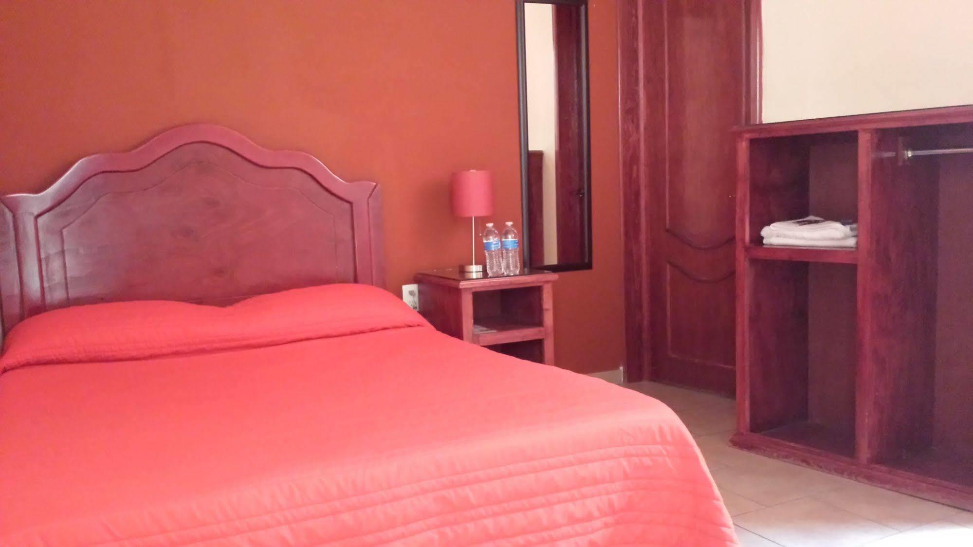 Oyo Hotel Angeles Zacatecas Exteriör bild