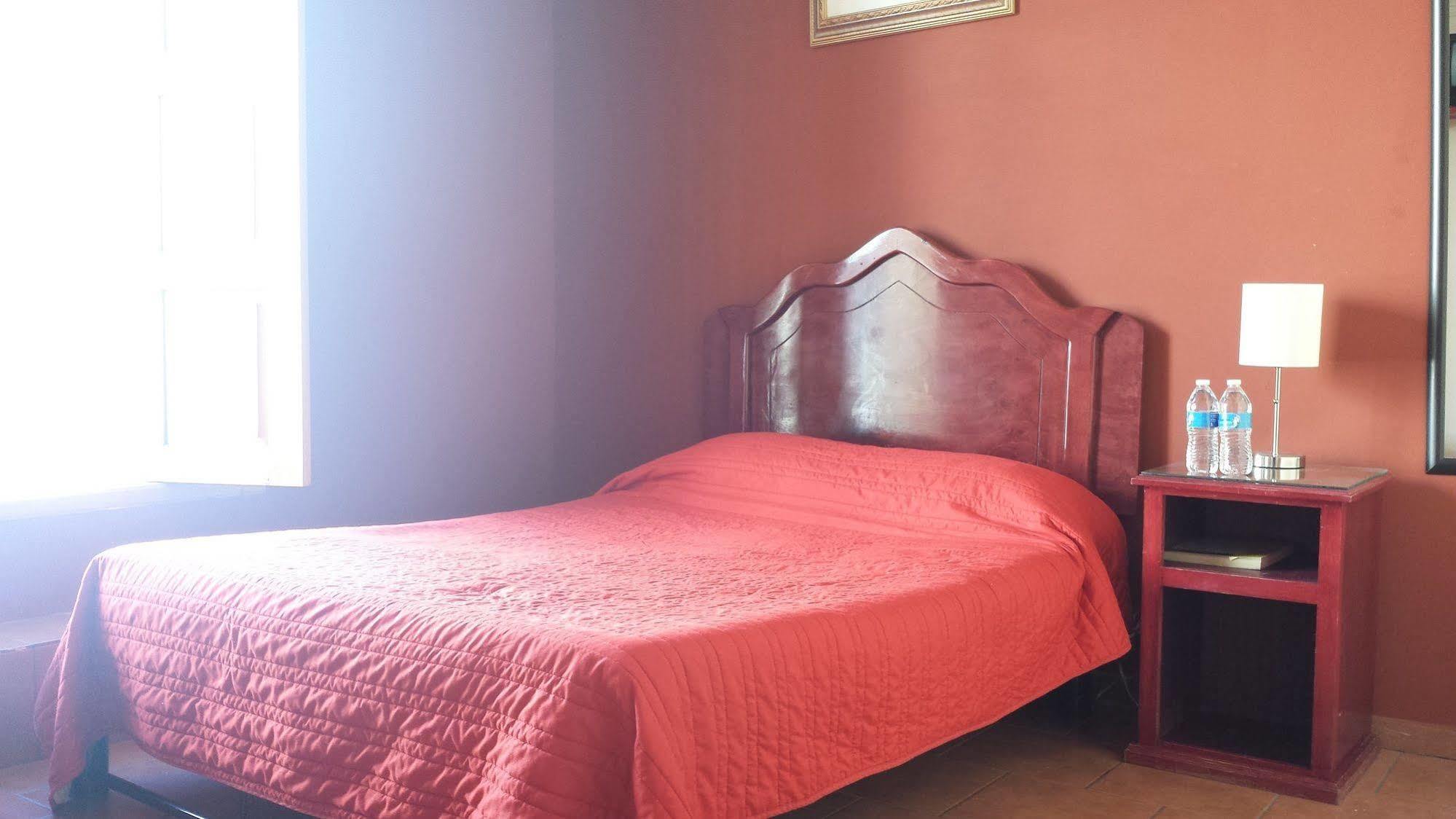 Oyo Hotel Angeles Zacatecas Exteriör bild
