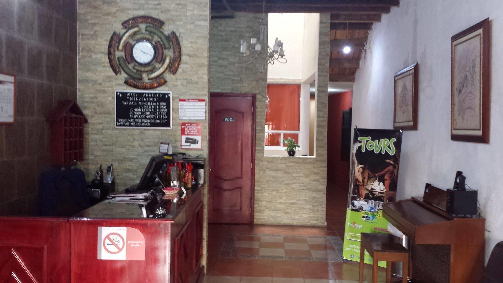 Oyo Hotel Angeles Zacatecas Exteriör bild