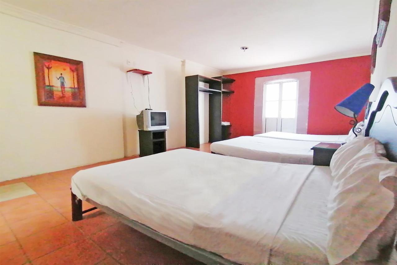 Oyo Hotel Angeles Zacatecas Exteriör bild